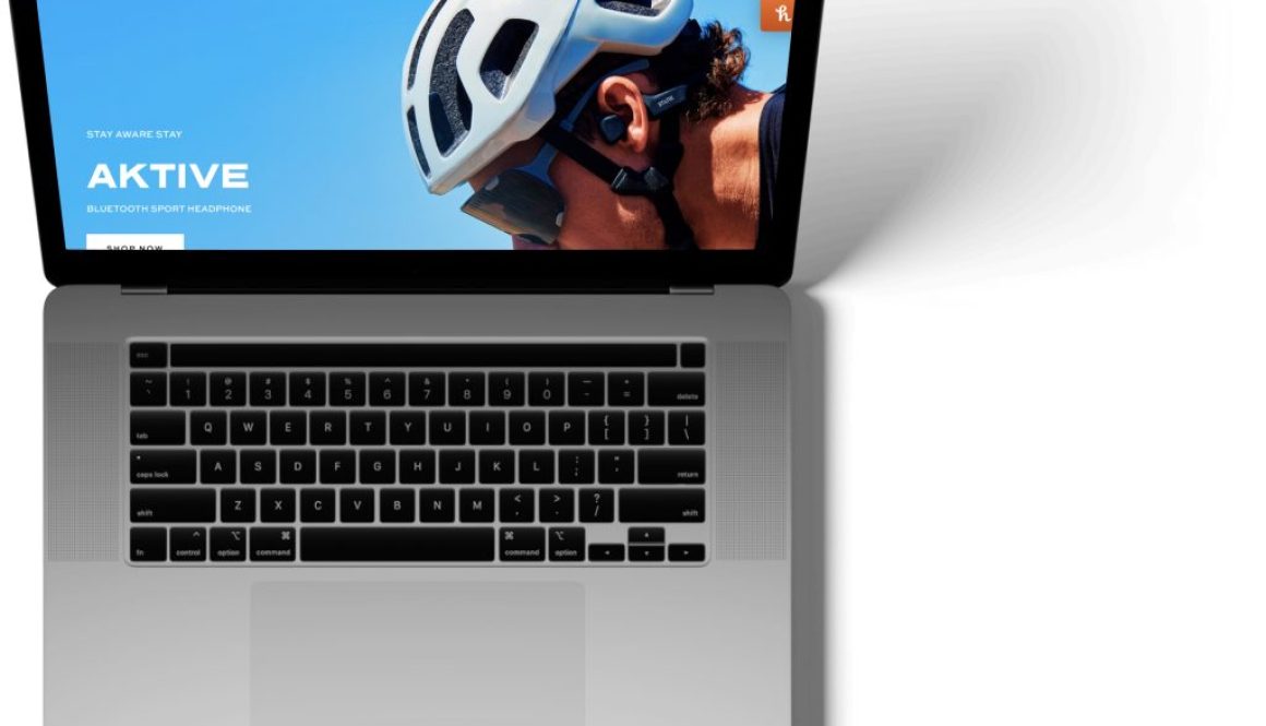 MacBook Pro 17 (5)
